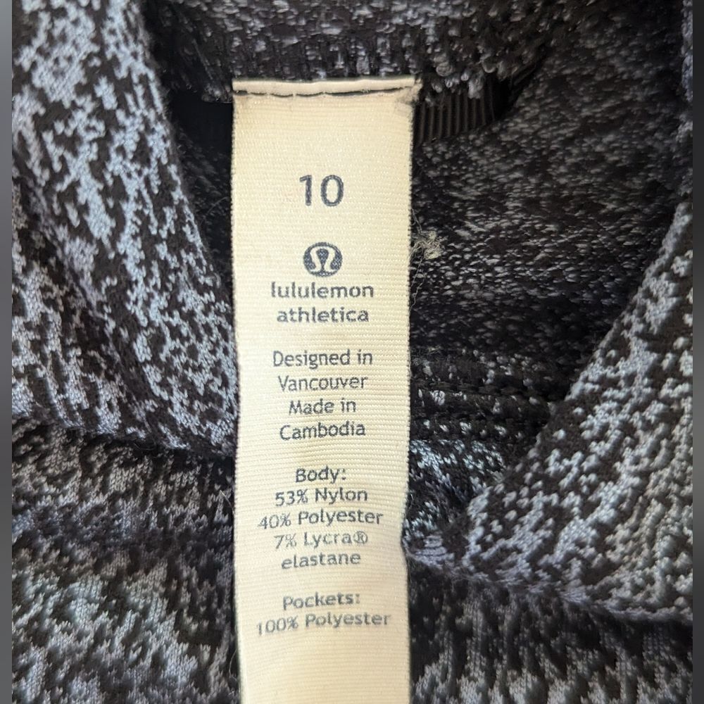 Lululemon 10 Pullover Long Sleeve Hoodie Athleisure Activewear Outdoors Layers - Picture 3 of 12
